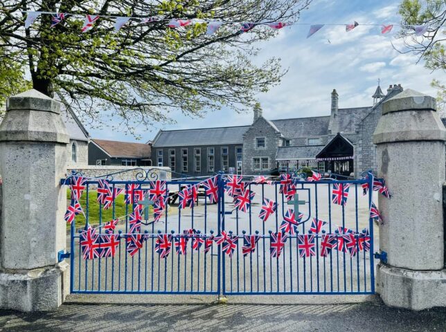 Les Landes School